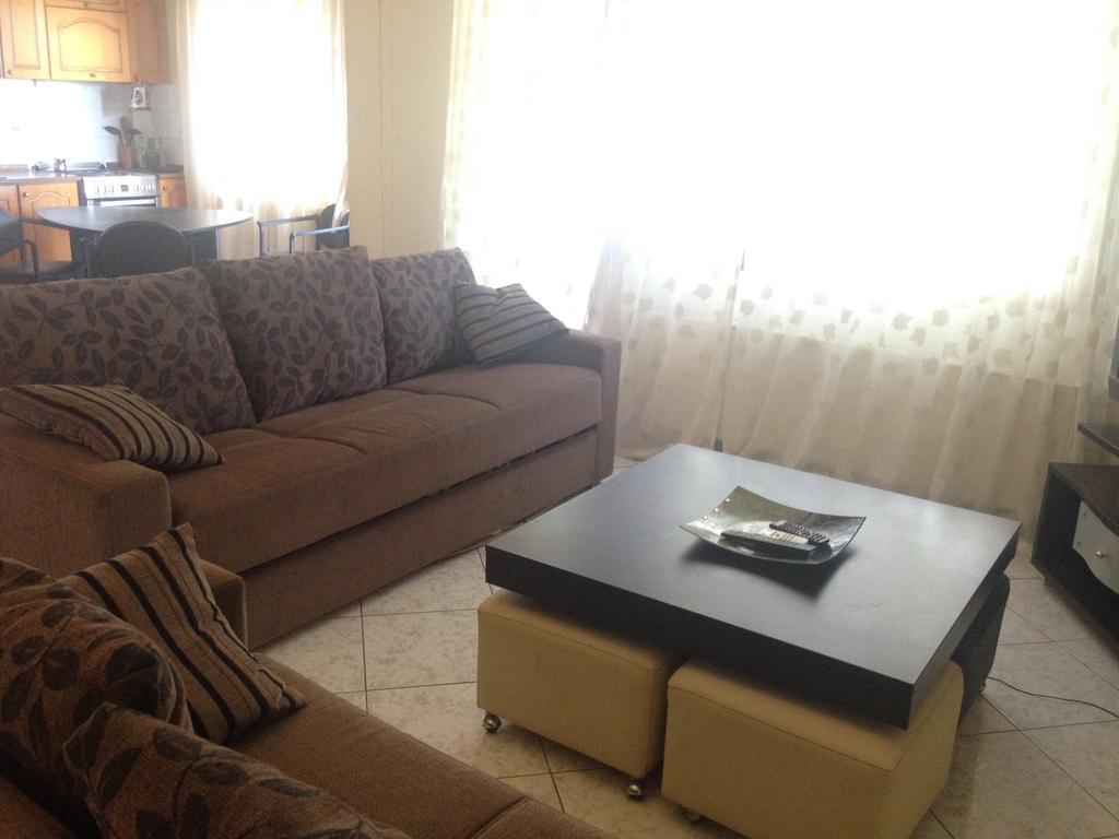 Nea Peramos Large Apartment Near The Beach المظهر الخارجي الصورة
